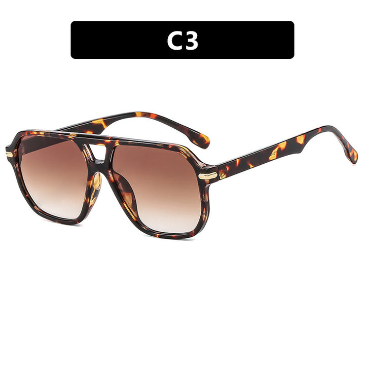 Women's fashionable square-frame sunglasses with eye-catching lenses Skanto