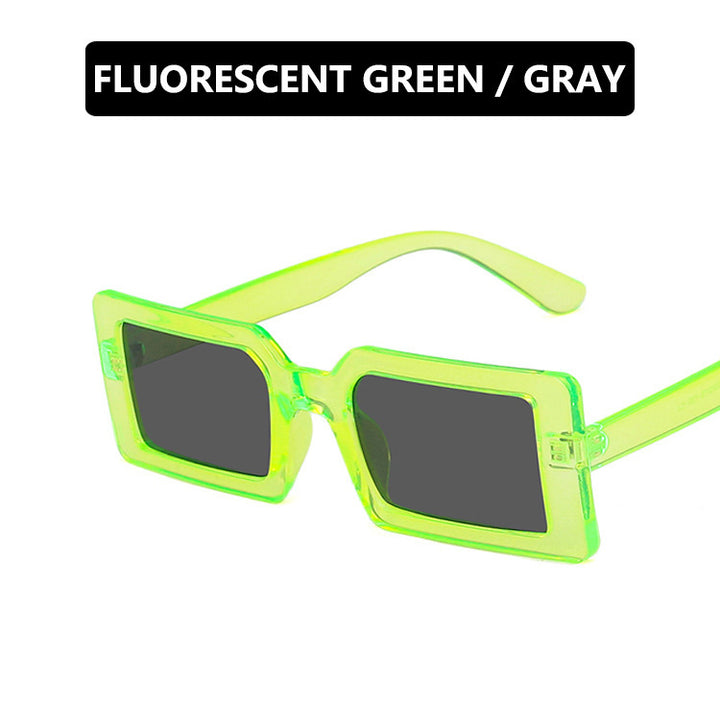 Women's square sunglasses with modern, wide frame and protective UV filter Skanto