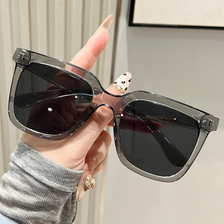 Dame oversized solbriller med matt ramme Skanto