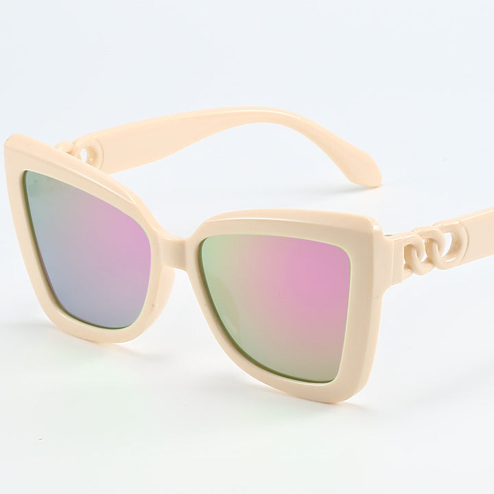 Dame moderne Cat-Eye solbriller med klar ramme og UV-beskyttelse Skanto
