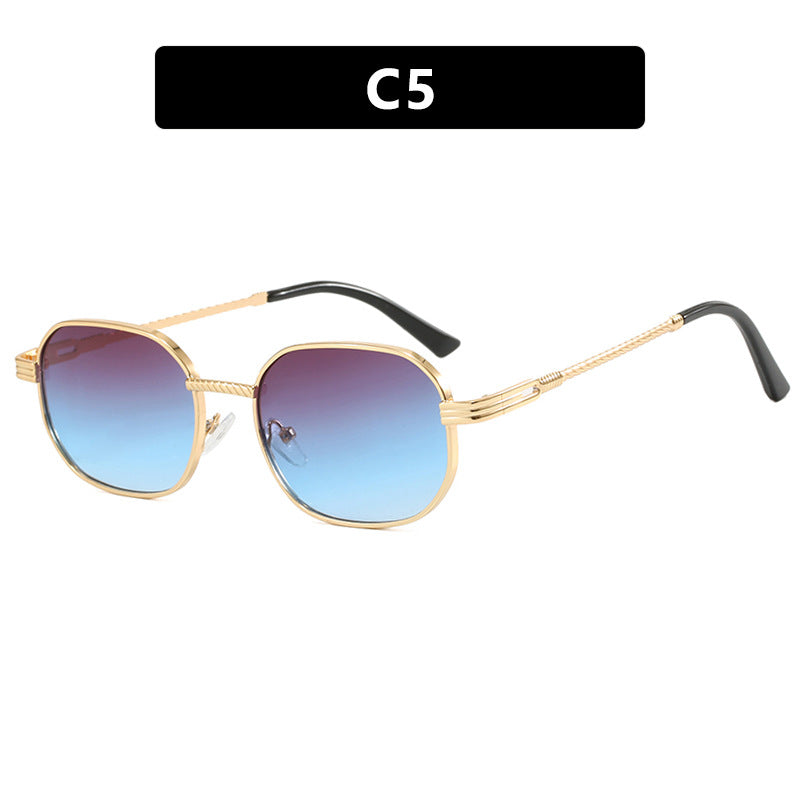 Women's square sunglasses with gradient effect Skanto
