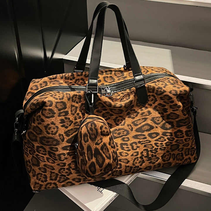 Helg reiseveske i trendy leopardmønster Skanto