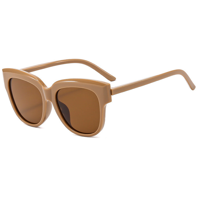 Damer Modische Cat-Eye Solbriller med trendy plastikkramme Skanto