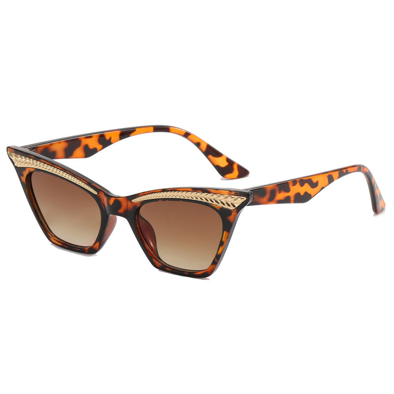 Dame Cat-Eye solbrille med luksuriøs detalj Skanto