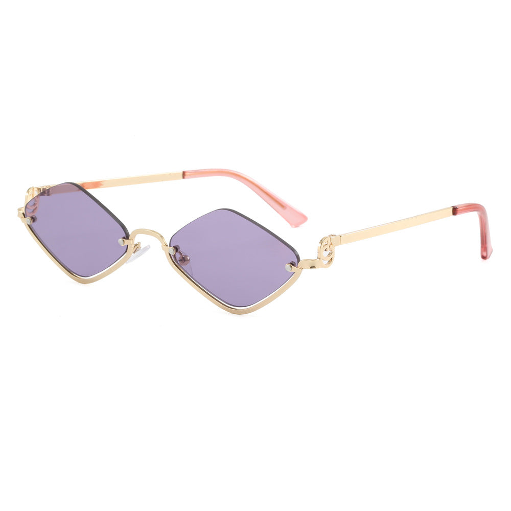 Dame mote kvadratisk solbrille med luksuriøs metallramme Skanto
