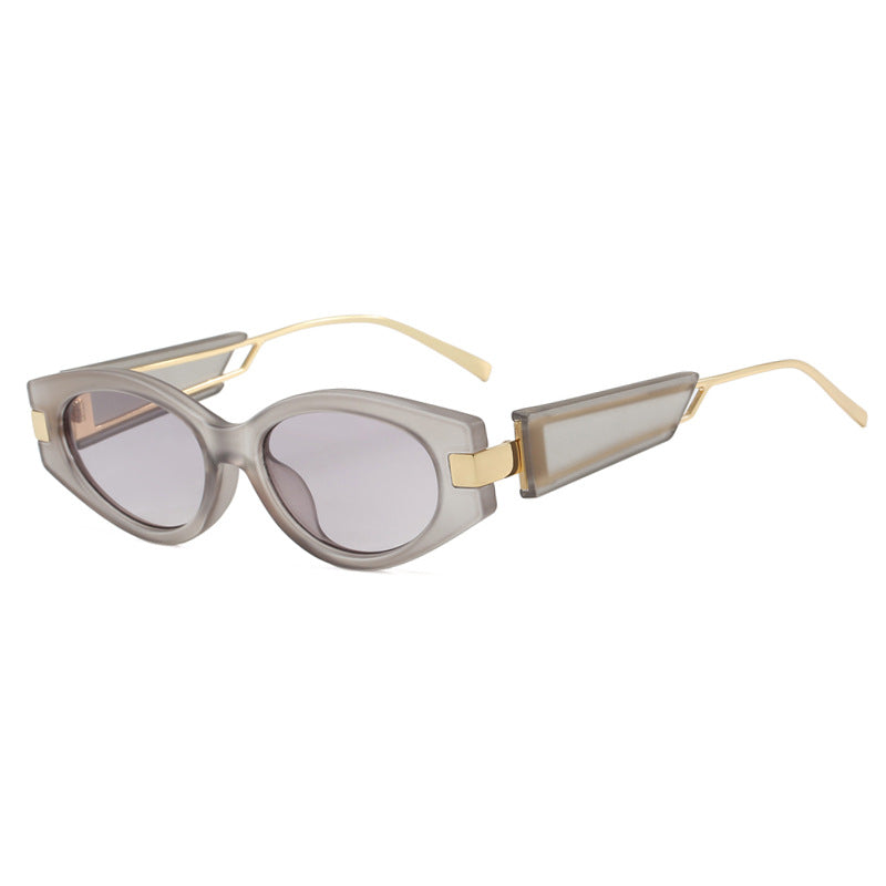 Women's Elegant Cat-Eye Sunglasses with Gold Details Skanto