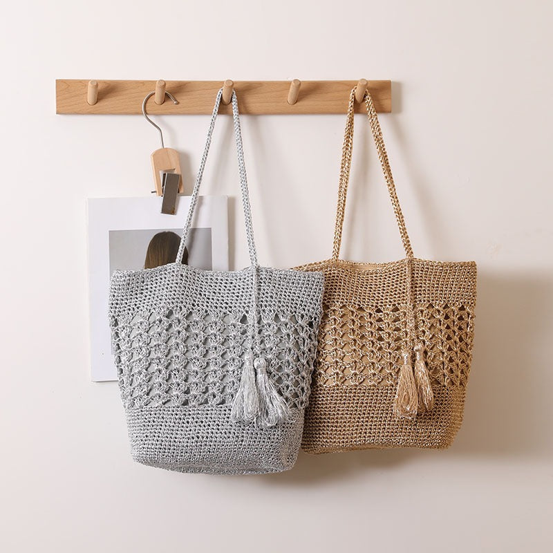 Crocheted tote bag with elegant tassels Skanto