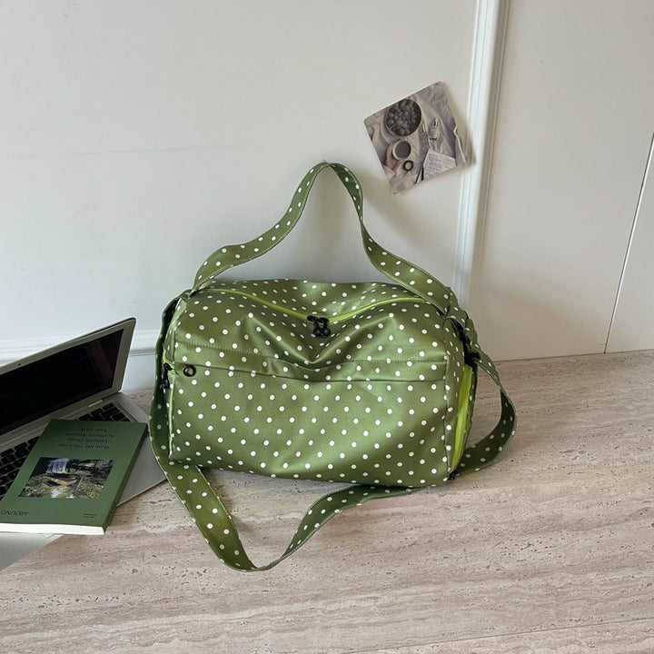 Moderne sporty og reiseveske med prikkete design Skanto