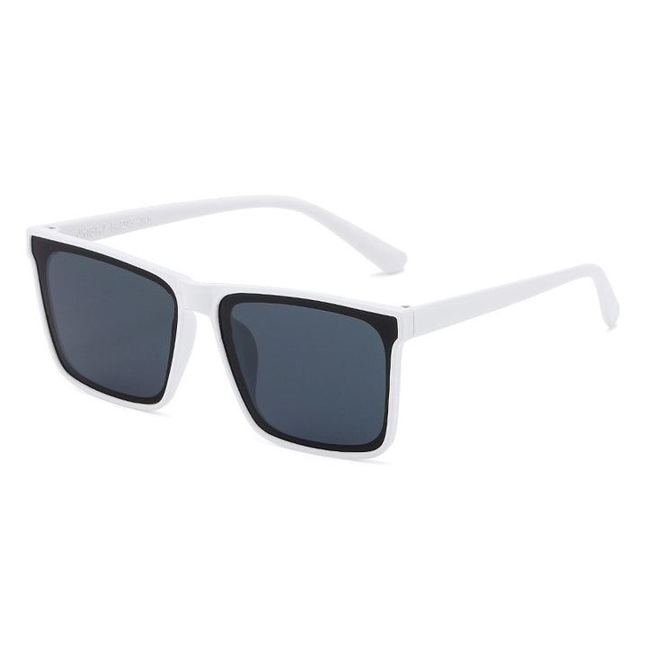 Dame moteriktig solbrille laget av robust, UV-beskyttet plast Skanto
