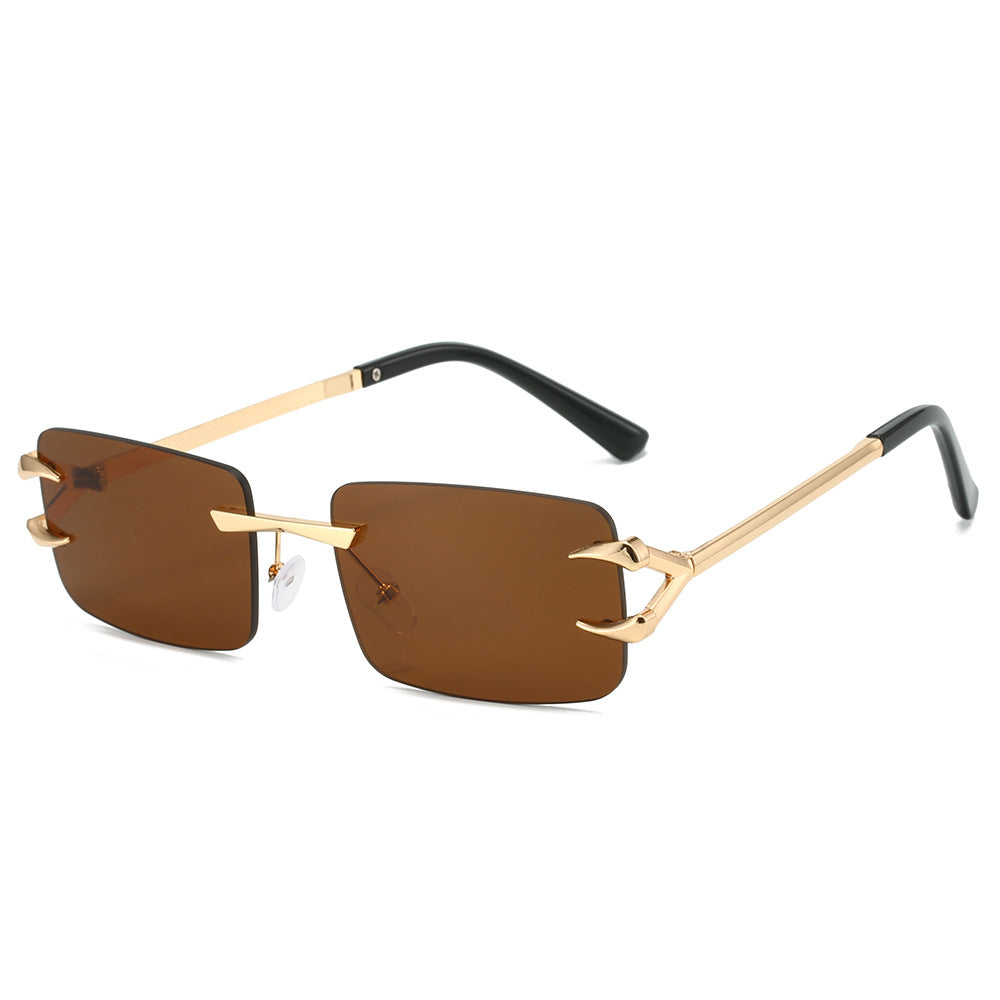Women's futuristic sunglasses with innovative frame and weather-resistant lenses Skanto