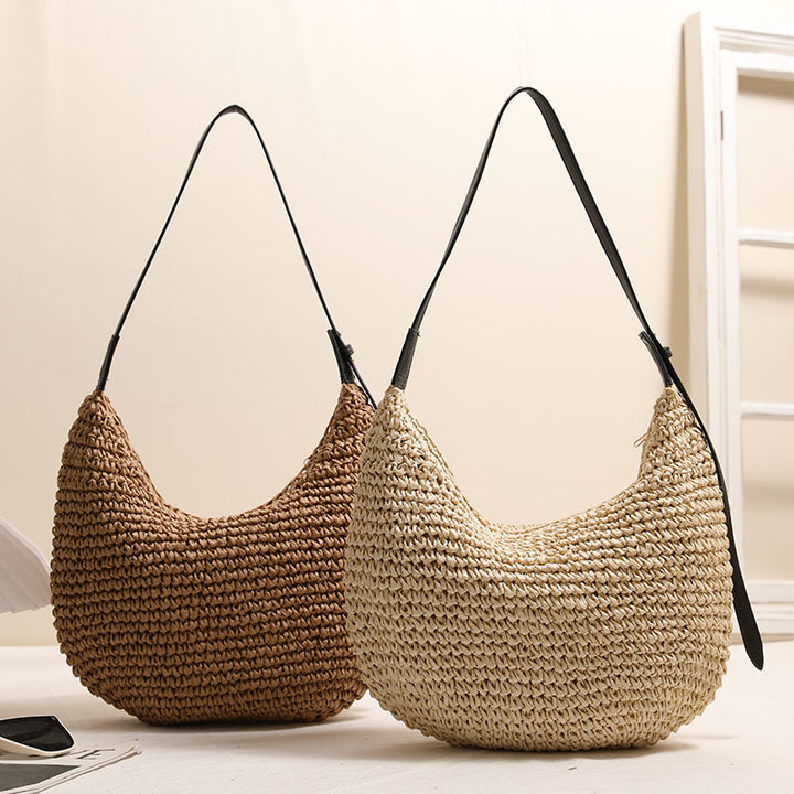 Handmade Hobo Bag in Natural Raffia Skanto