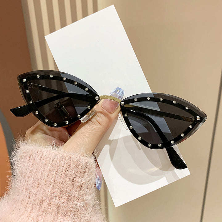 Dame Cat-Eye solbriller med glitrende krystallakenter Skanto