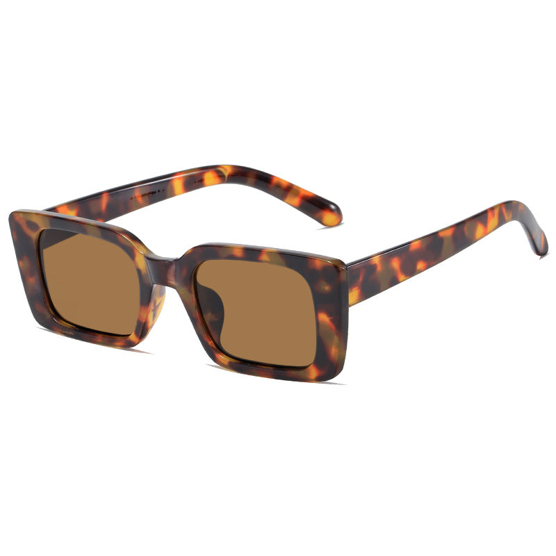 Women's fashionable square sunglasses with wide, glossy frame Skanto