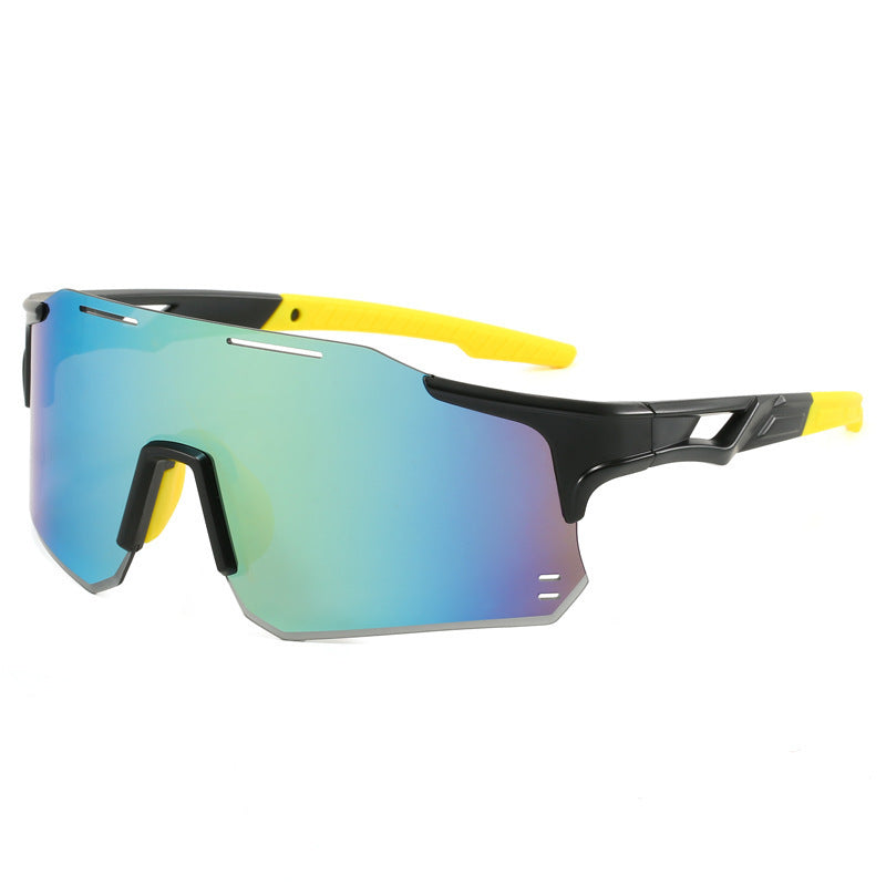 Dame Sportssolbrille med ergonomisk design og fleksibel ramme Skanto