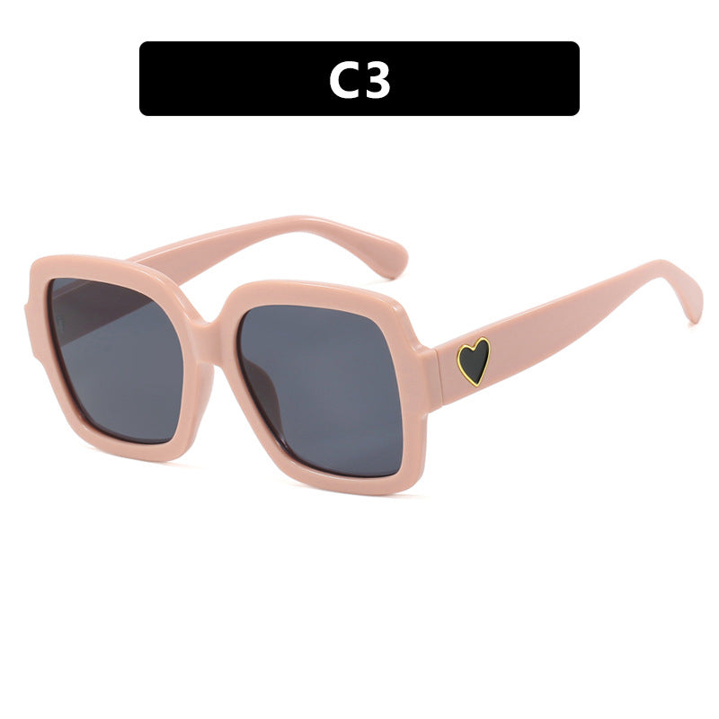 Women's square sunglasses with modern heart accent Skanto