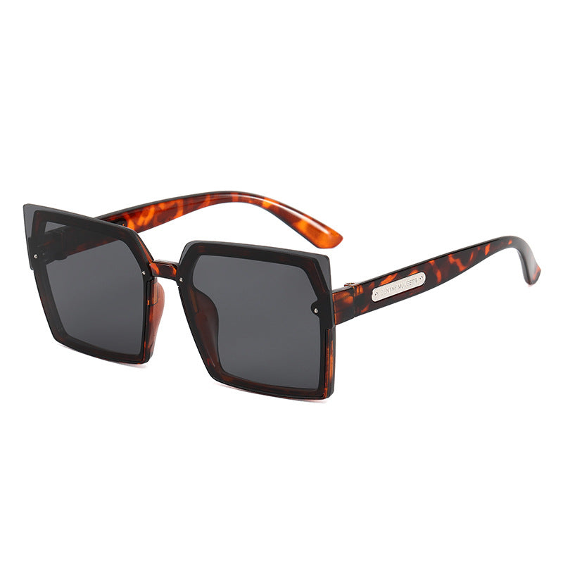 Dame Motebar Kvadratisk Solbrille med Stilig To-farget Ramme Skanto