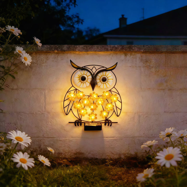 Metallisk Ugle Veggkunst Med Solenergidrevne LED Blomsterlys Og Jernramme Skanto