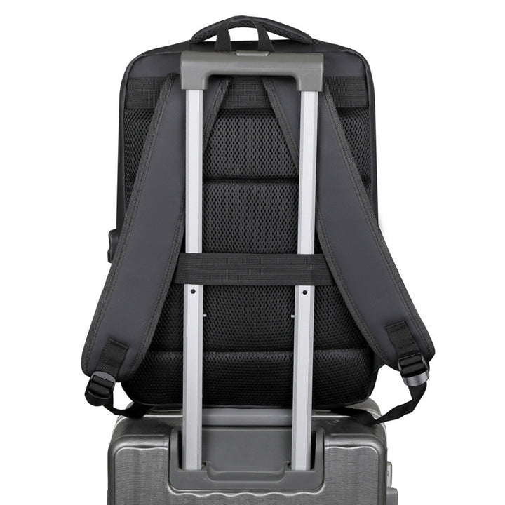 Mer elegant og funksjonell laptop-ryggsekk Skanto