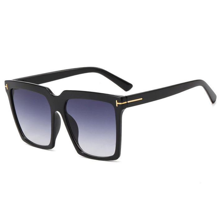 Dame oversized solbriller med elegant og polariserende glassdesign Skanto