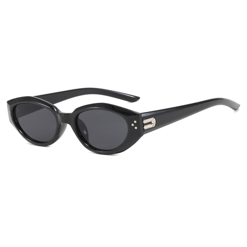 Women's Cat-Eye Sunglasses with Elegant Plastic Frame Skanto