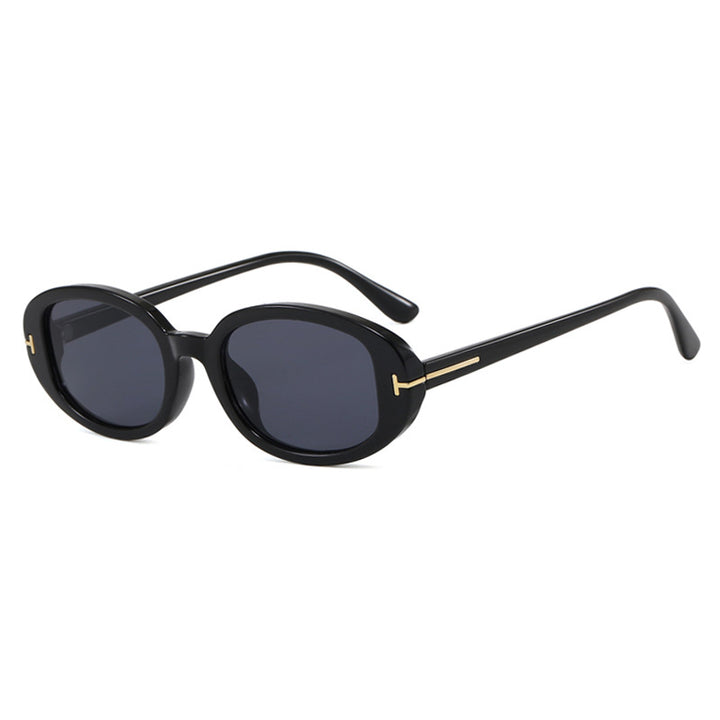 Women's stylish oval sunglasses with golden details Skanto