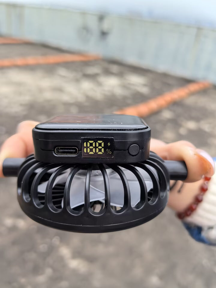 Solcel-drevet mini vifte med digital batterinivåindikator og USB-C ladekontakt Skanto