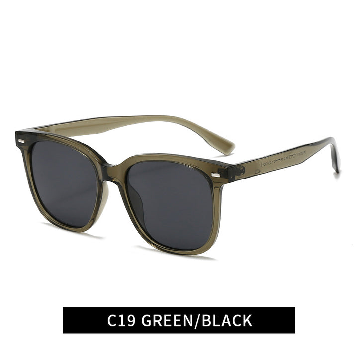 Kvinnenes modne solbriller i elegant oversized design Skanto