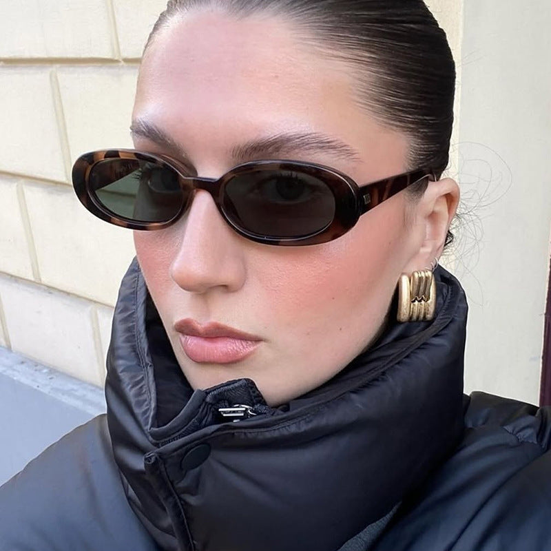 Women's fashionable sunglasses in elegant tortoise design Skanto