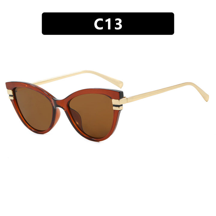 Damer Cat-Eye solbrille med elegante metallakenter Skanto