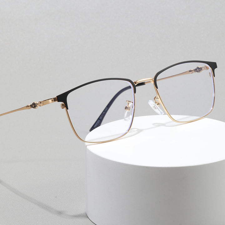 Dame moteriktig kvadratisk brille med elegant metallramme Skanto