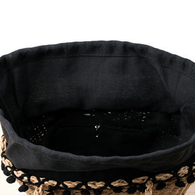 Basket bag with decorative, fringed edge Skanto