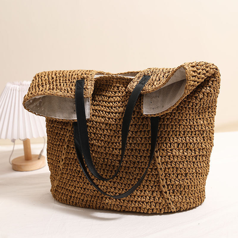 Stylish and Spacious Rattan Bag Skanto