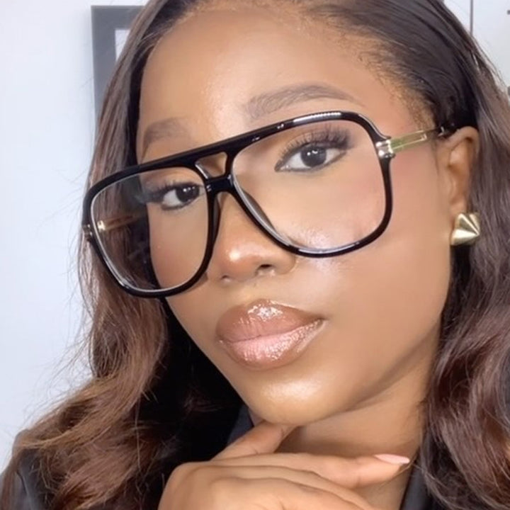 Women's oversized fashionable sunglasses with a robust and elegant design Skanto