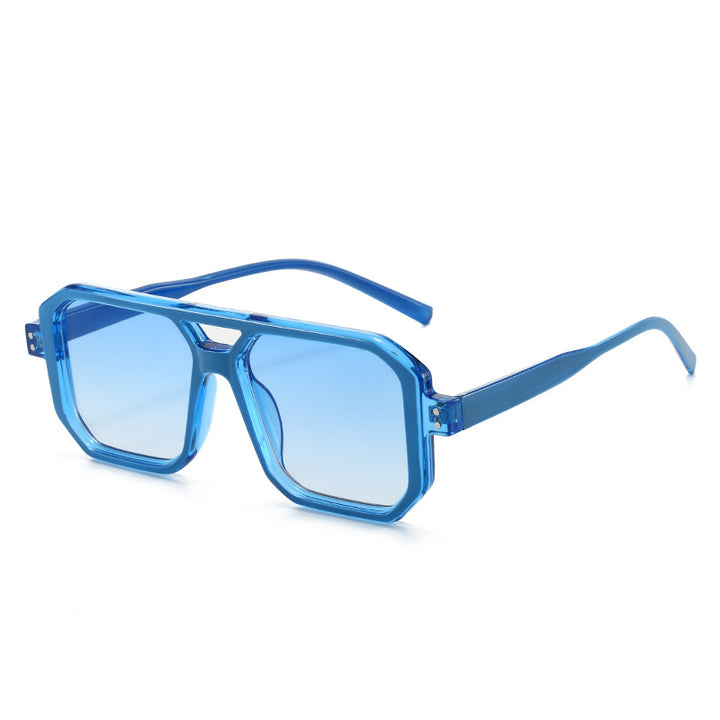 Dame moteriktig solbrille i moderne åttekantet design Skanto