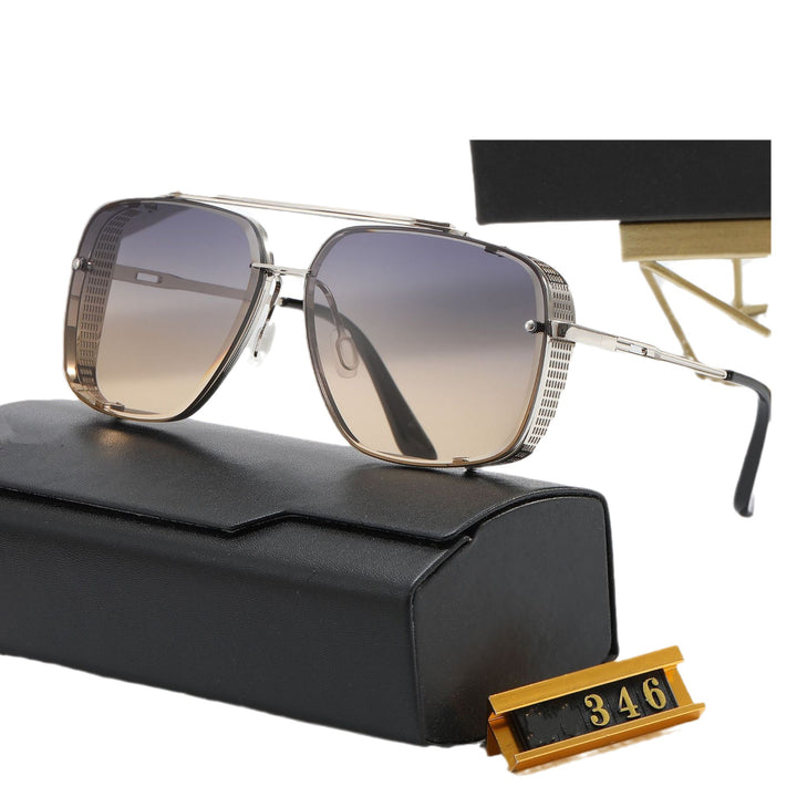 Dame designer solbrille med stilleggende firkantet ramme og UV-beskyttelse Skanto