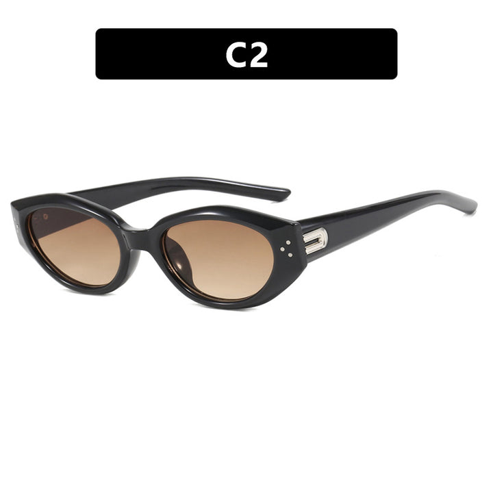 Women's Cat-Eye Sunglasses with Accentuated Transparent Frame and UV Protection Skanto
