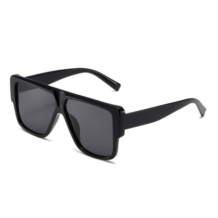 Dame firkantet solbrille med markant ram Skanto