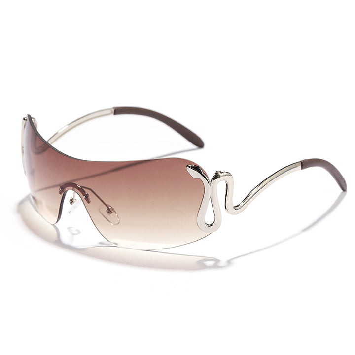 Kvinnelig mode futuristisk solbrille med buet ramme Skanto