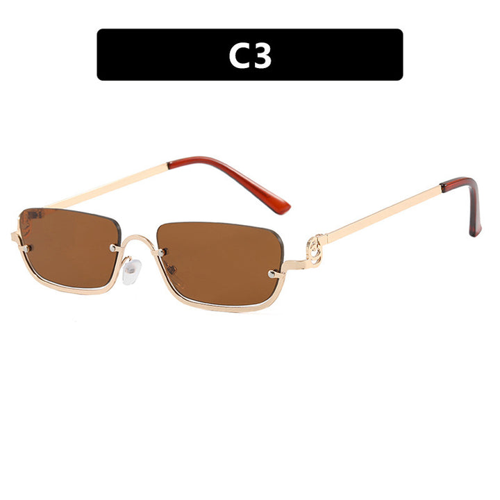 Dame firkantet solbrille med elegant metallramme Skanto