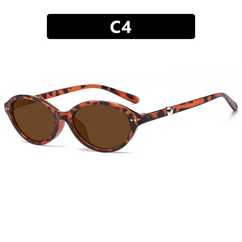 Women's trendy oval sunglasses with UV protection Skanto