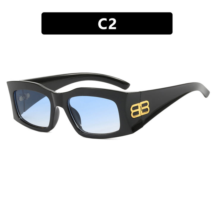 Women's fashion sunglasses with angular frame and polarized lenses Skanto