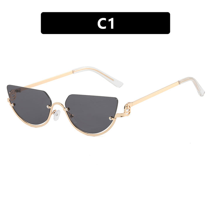Women's Cat-Eye Sunglasses with Gold Metal Frame and UV Protection Skanto