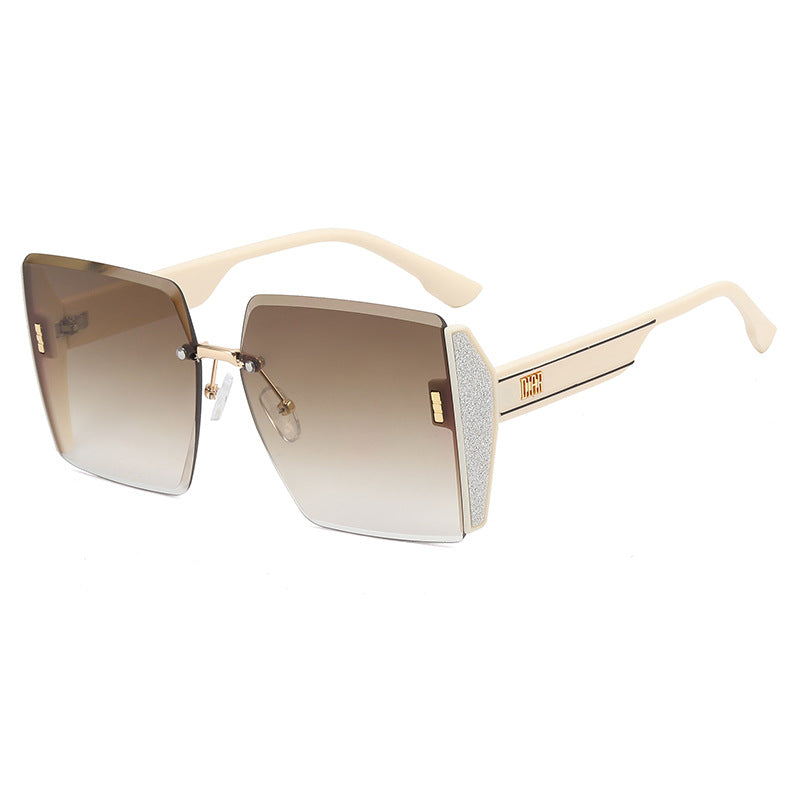 Dame Oversized Glamour Solbrille Skanto
