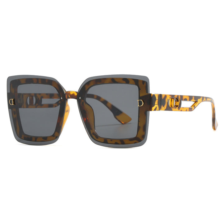 Dame moteriktig oversized solbrille i geometrisk design Skanto