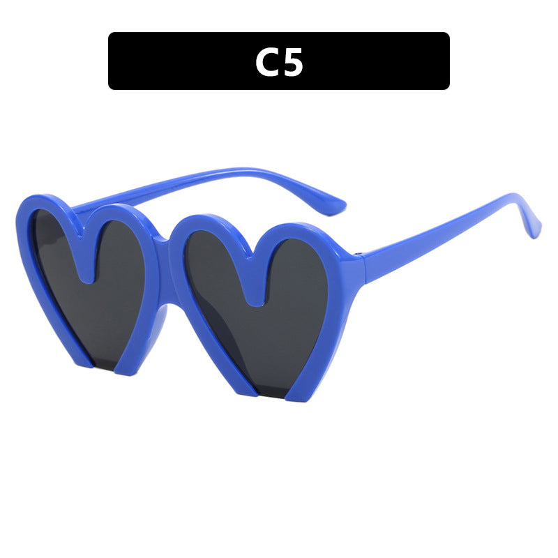 Damer hjerteformet solbrille med robust plastramme og UV-beskyttelse Skanto