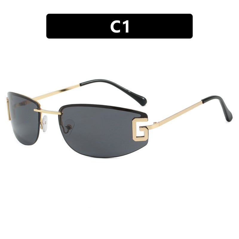 Women's futuristic sunglasses with sporty design and UV protection Skanto