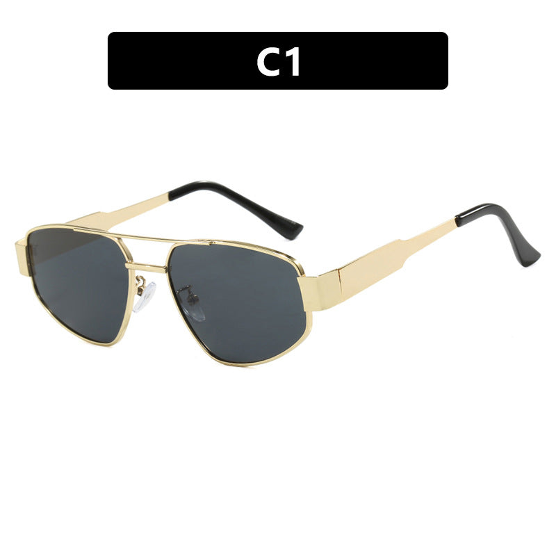 Women's Stylish Oversized Sunglasses Skanto