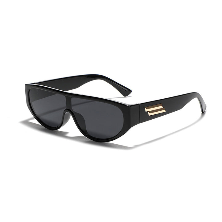 Dame sporty solbriller med skreddersydd ramme Skanto