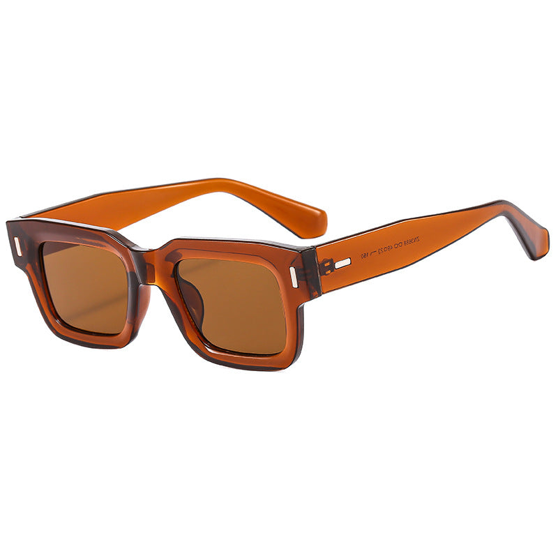 Dame Modische Quadratisk Solbrille med robust ramme og polariserte linser Skanto
