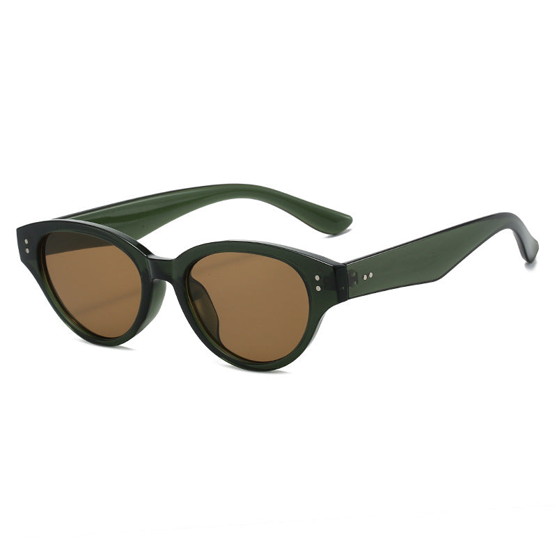 Dame Cat-Eye solbriller med retro-inspirert rammestruktur Skanto